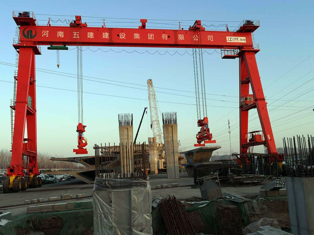 河南五建MDG200T-37M-22M轮胎式门式起万搏在线登录-万搏（中国）